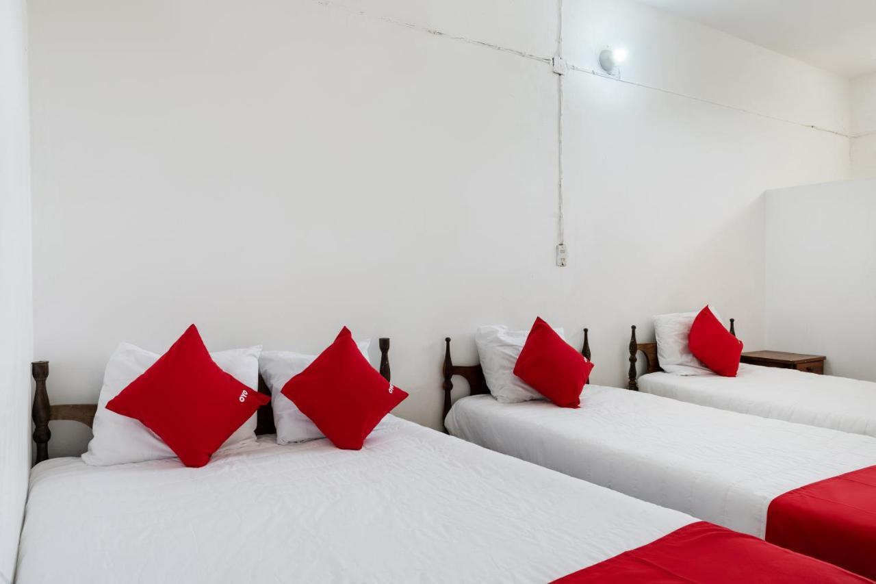 Oyo Hotel Las Palmas Cuyutlan Манзанило Екстериор снимка